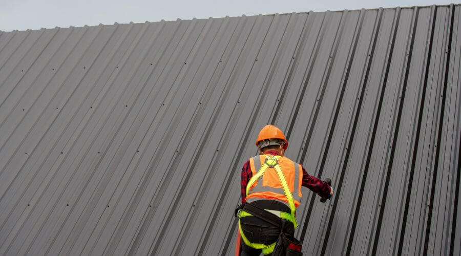 Professional gutter cleaning in Elkin, NC